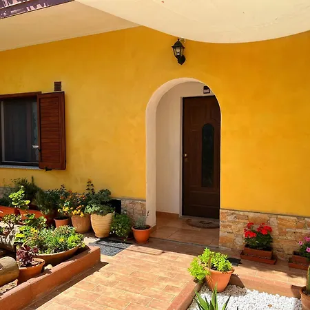 Open Space S'ollastu Con Wifi, Patio E Aria Condizionata Appartamento
